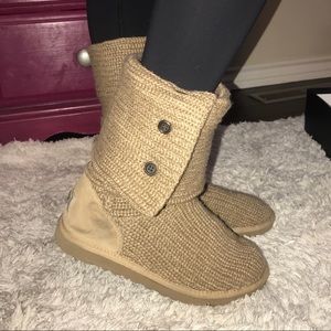 Bailey Button Uggs